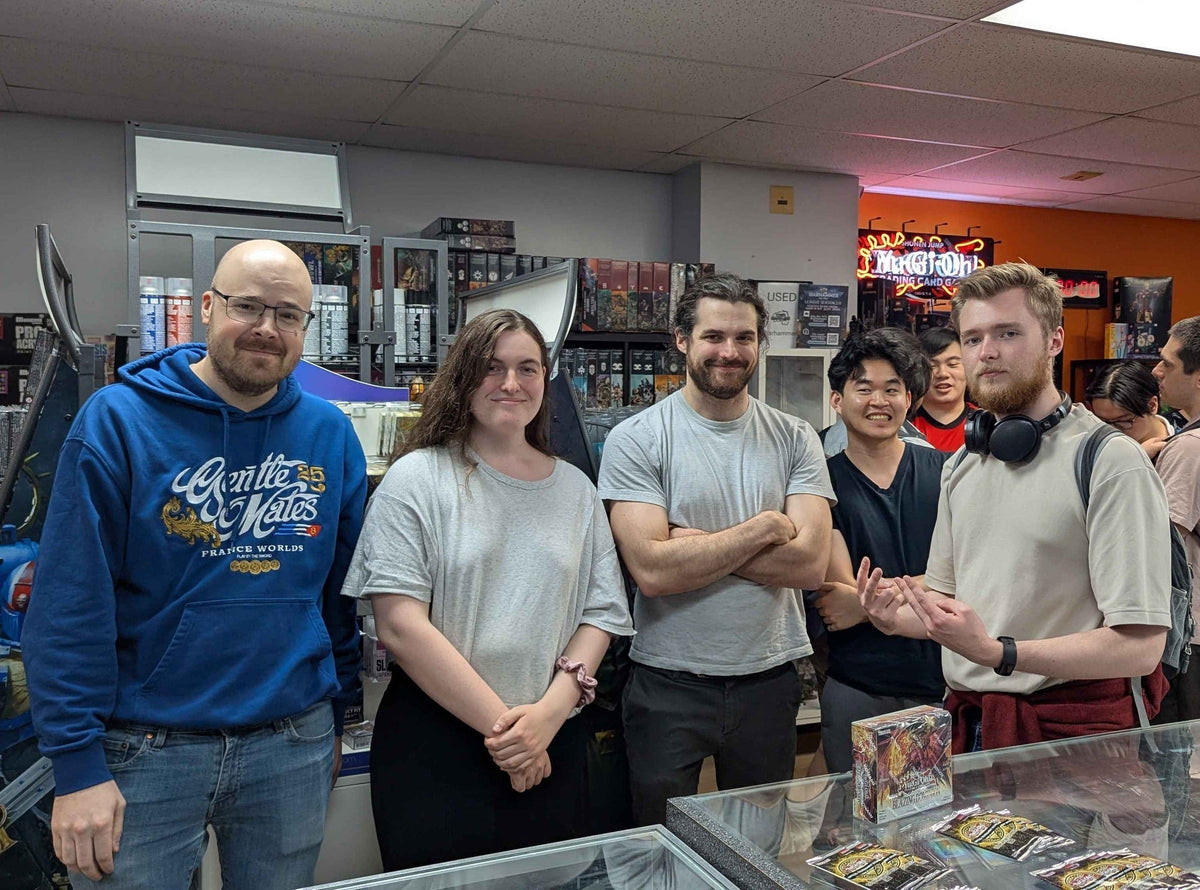 Graded Card Value: Shops Near Ville-Émard Improve Collection Winning Edge - Card Brawlers