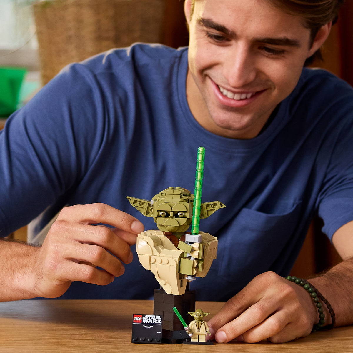 LEGO - Star Wars - Yoda Bust - Building Kit - 75438