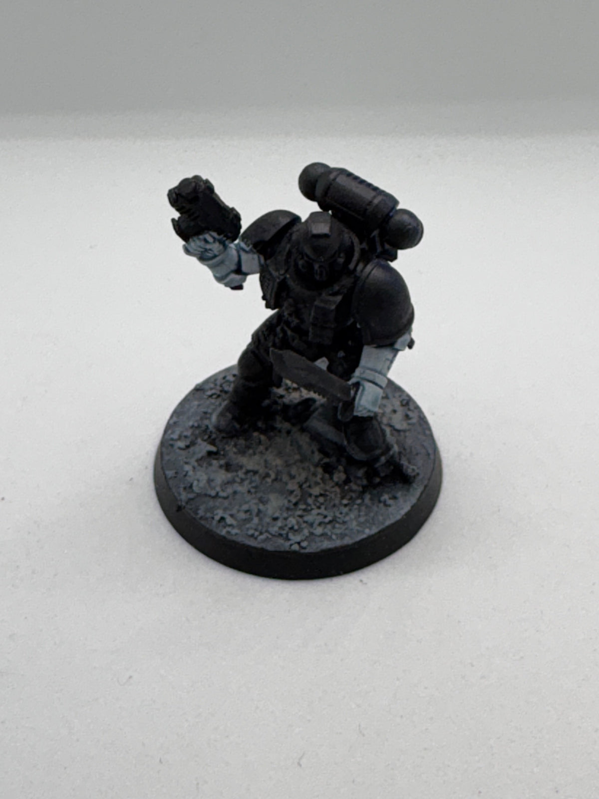 Warhammer 40k - Space Marines -Lieutenant Reiver (Custom) (USED) - Games Workshop - Card Brawlers | Quebec | Canada |